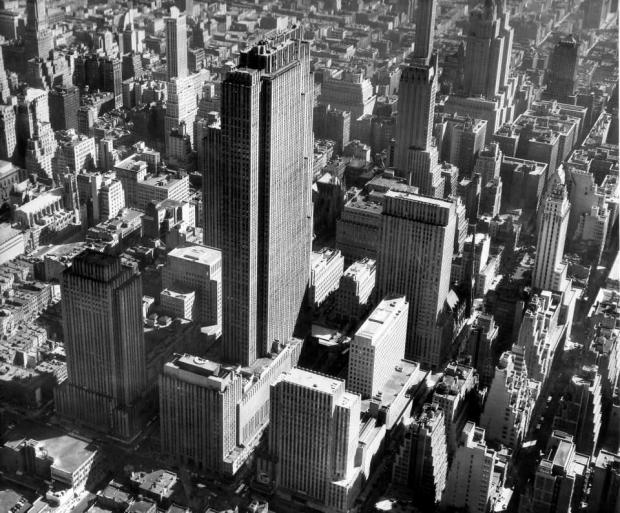 Rockefeller Ctr 1937 Autors: Strikis New York