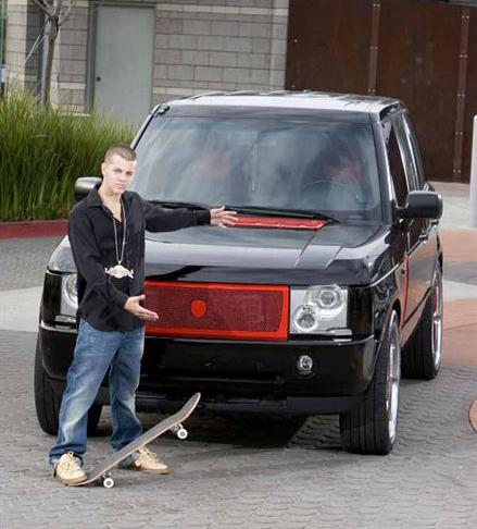 Ryan Sheckler  melnais Range... Autors: peeciis Slavenību spēkrati! II.daļa :)