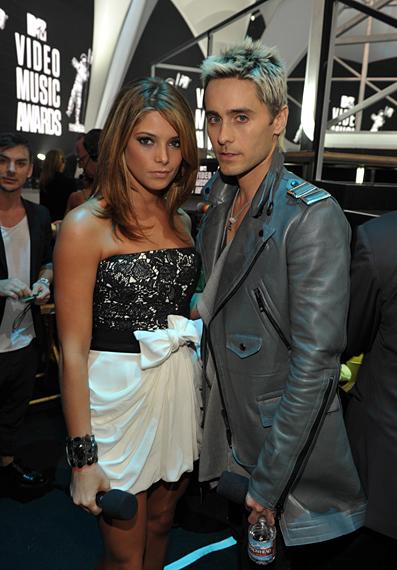 Ashley Greene of... Autors: molko 2010 mtv video music awards