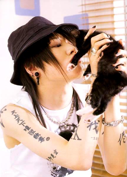  Autors: Krikachan Miyavi!!!!!!!!!