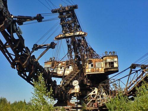 Gigantiski ekskavatori... Autors: AndOne Pamestie PSRS «brīnumi»