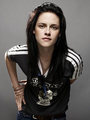  Autors: Fosilija Kristen Jaymes Stewart