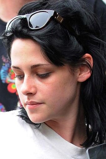  Autors: Fosilija Kristen Jaymes Stewart