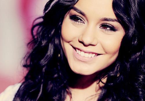  Autors: oceanmeitene Vanessa Hudgens