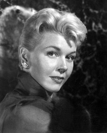  Autors: Barera 30 Iepazīsties - Doris Day