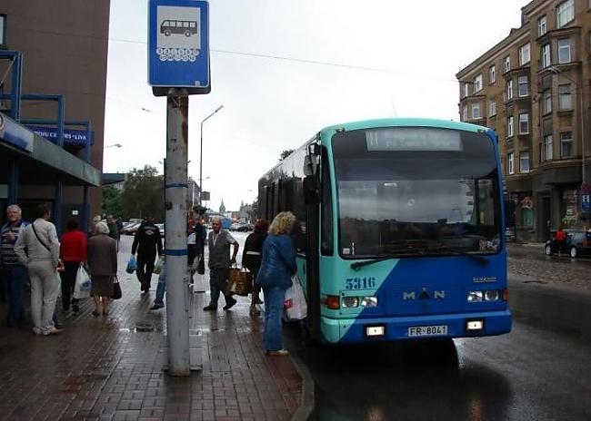 Kā arī Berkhof 11333 kurš ir... Autors: nighttrainent Liepājas autobusi 1990 - 2010.