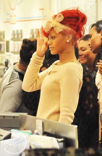  Autors: emma009 Rihanna