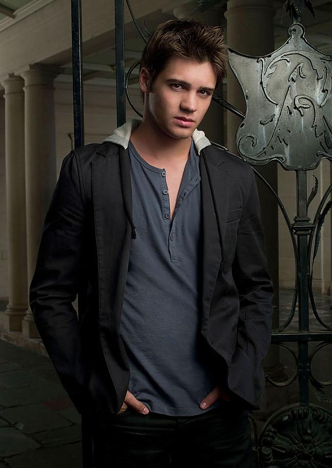 Steven R McQueen seriālā... Autors: nikinjsh the vampire diaries - 2 .