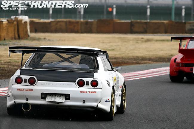  Autors: Partyjerk Nissan Skyline