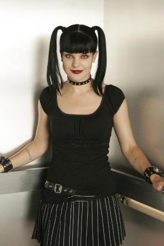 Abby Sciuto Autors: mylola15 NCIS : Naval Criminal Investigative Service