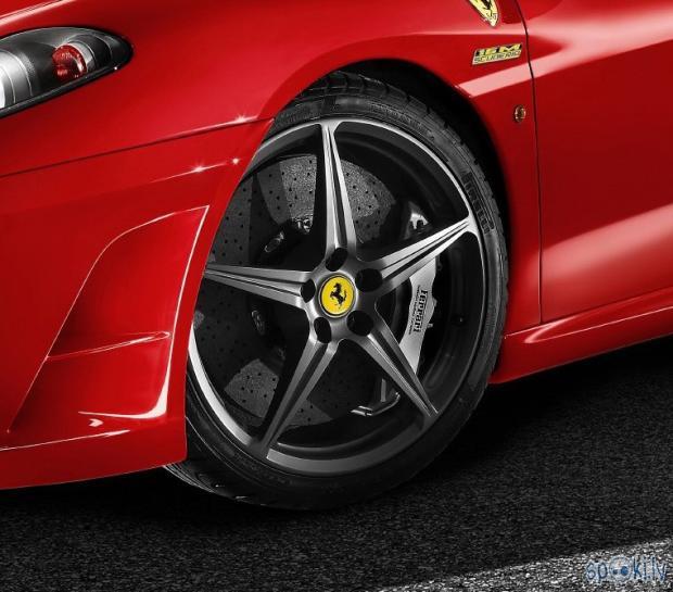  Autors: krixis02 Ferrari Unveils F430