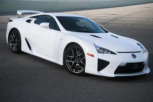 Lexus LFA V10 dzinējs 560ZS... Autors: Riichijs Īsumā par top7 sporta auto