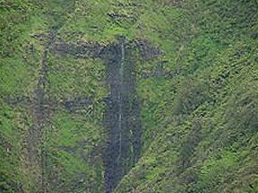 Upside Down ūdenskritumi Oahu... Autors: Optimists NaCl Skaistākie pasaules ūdenskritumi ...