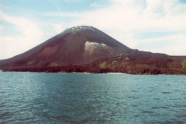 Anak Krakatauno sāniem pašlaik... Autors: DonPedro Krakatau