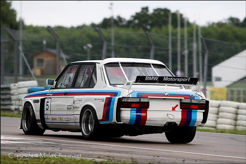  Autors: awoken Bmw e28 m5 csl