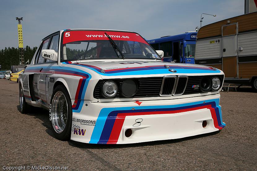  Autors: awoken Bmw e28 m5 csl