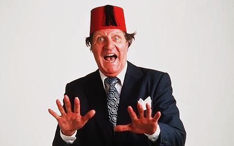 Tommy Cooper komiķis no... Autors: ruudza6 Neparastas nāves 3