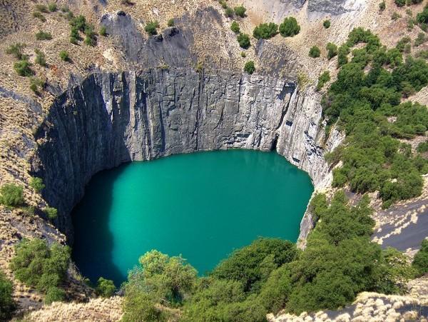 Kimberley Diamond Mine ... Autors: Shiroi Tenshi Tops ar dīvainākajiem caurumiem pasaulē...