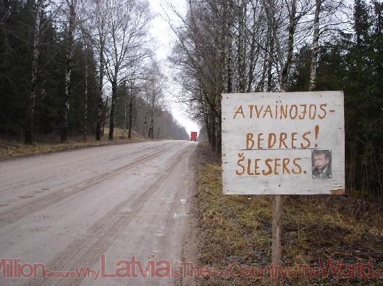  Autors: Dazzl Mēs esam lepni par Latvijas Tautu! 2