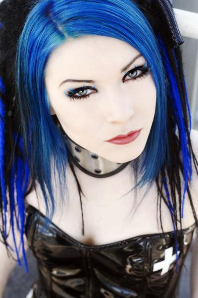 Lai gan zilā ir iecienīta... Autors: laaacene Blue Hair - They Like To Be Different ^^