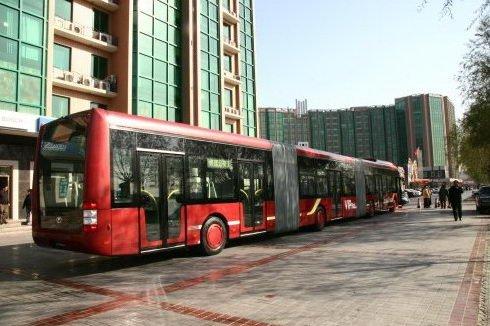  Autors: Fosilija Pasaulē garākais autobuss.