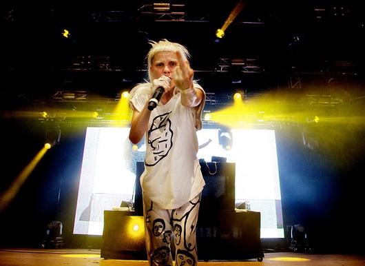  Autors: yolandi vier DIE ANTWOORD>bildes>video>gifi