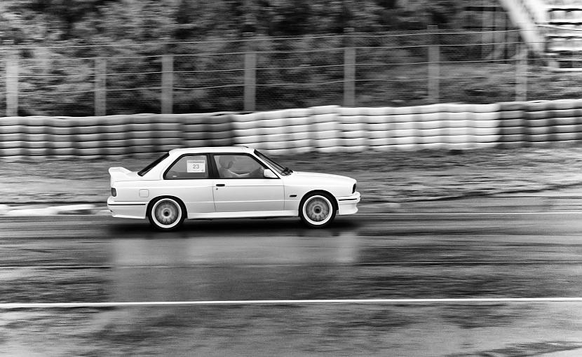  Autors: Nuro BMW E30 M3