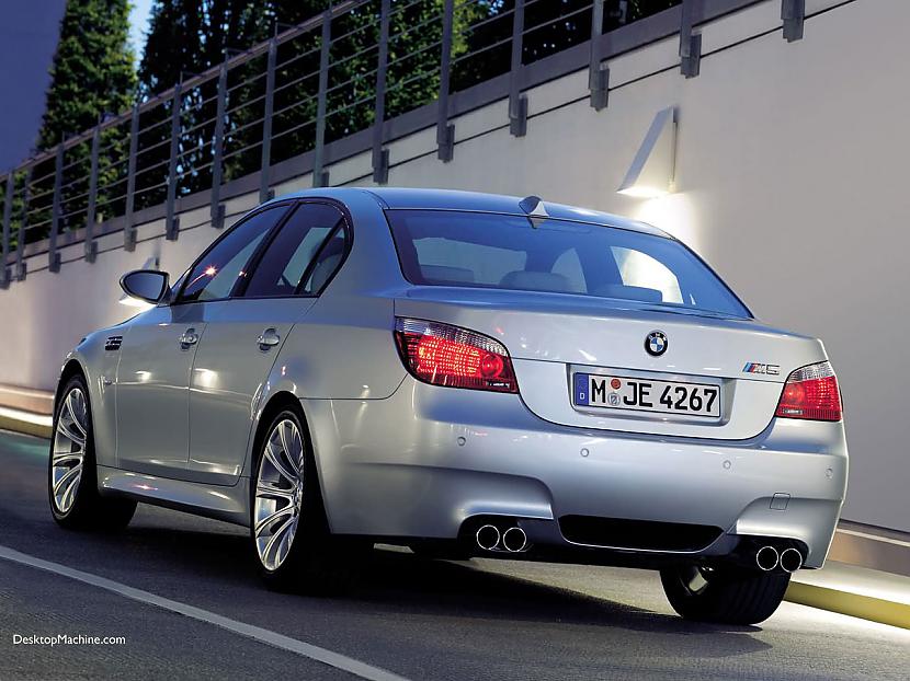  Autors: val4us BMW 5 series wallpapers