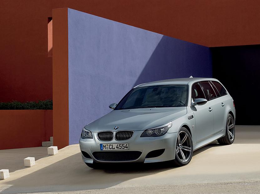  Autors: val4us BMW 5 series wallpapers