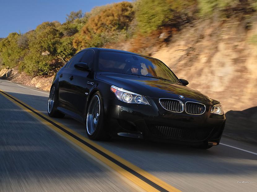  Autors: val4us BMW 5 series wallpapers