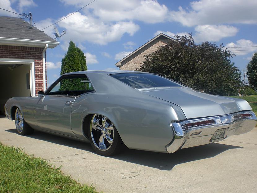  Autors: ArnoKasta buick riviera