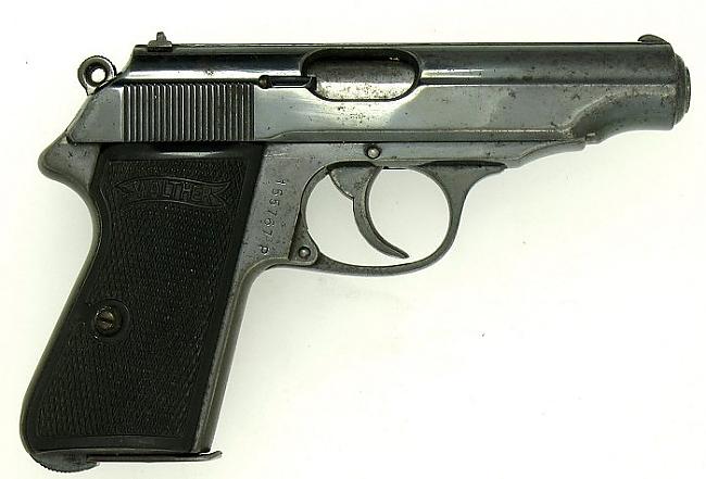 Walther PP sērijas pistole... Autors: Cuukis 3. Reiha šaujamieroči
