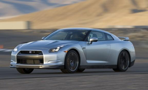 2011 GTR Autors: youfunnyguy Nissan GT-R facelift