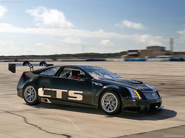  Autors: kronits Cadillac CTS-V Coupe Race Car 2011