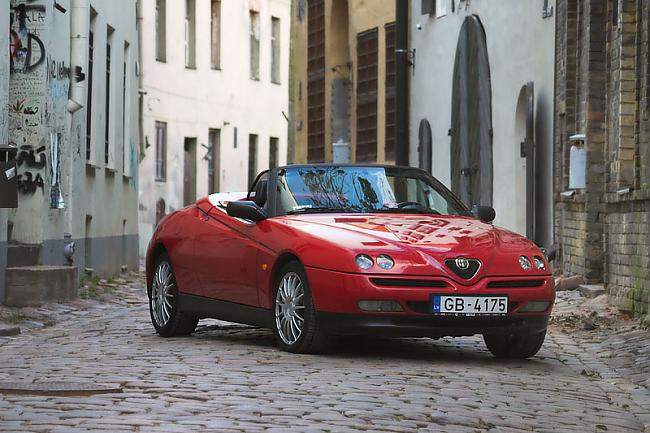 Alfa Romeo Spider  kabriolets... Autors: Raaa Alfa Romeo Latvijā