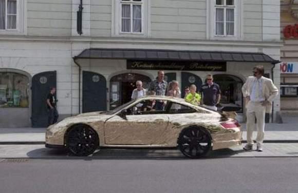  Autors: StarGirl Paštaisīts kājminamais  Porsche