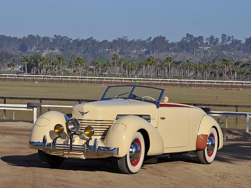 1937  Cord 812 SC Phaeton Autors: Labveelis13 Autoklasika (random)