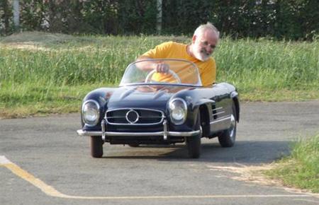 Mercedes Benz 300SL Autors: FuRiOuSe Mazi luksusa klases autiņi priekš bērniem