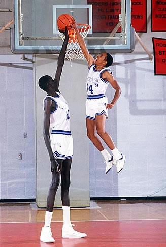  Autors: Tvinkijs Tallest man in NBA history.