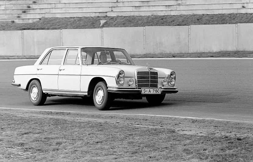  Autors: Realist Mercedes-Benz W108