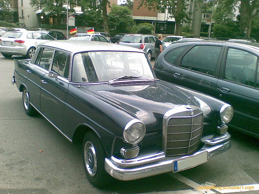  Autors: Realist Mercedes benz w110