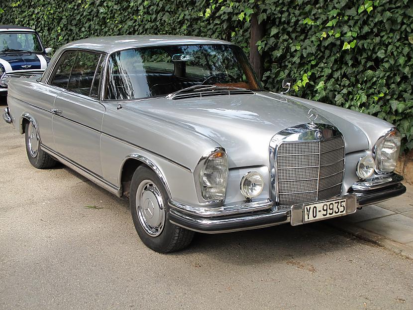  Autors: Realist Mercedes-Benz W111