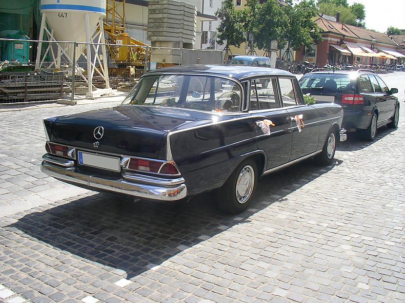  Autors: Realist Mercedes-Benz W111