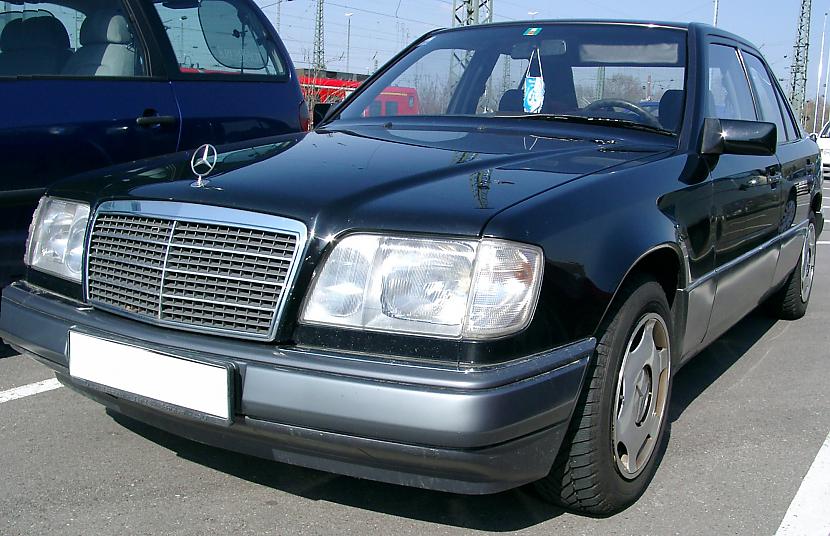  Autors: Realist Mercedes-Benz W124