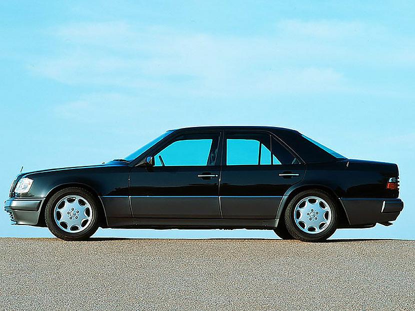  Autors: Realist Mercedes-Benz W124