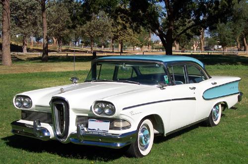 Kā7 varonis ir Ford Edsel... Autors: graFits Top 10 ugliest cars.