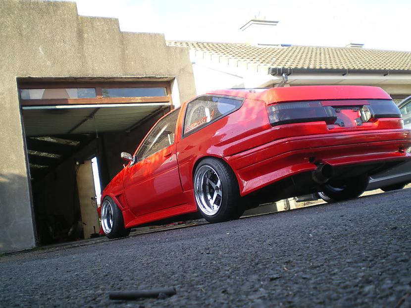  Autors: Pingeepong Toyota AE86