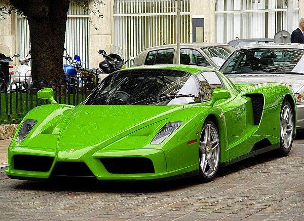  Autors: Fosilija 2002 Ferrari Enzo