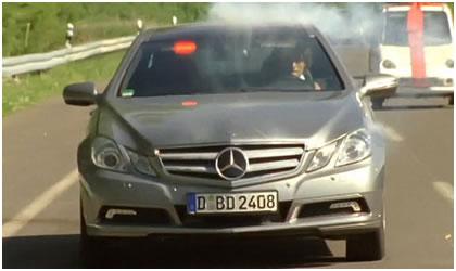 MercedesBenz E350 Ben Jager Autors: mocislv Cobra 11 patruļas "vāģi".