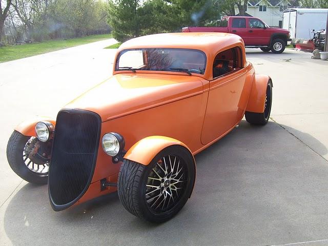  Autors: Fosilija FFR '33 Hot Rod